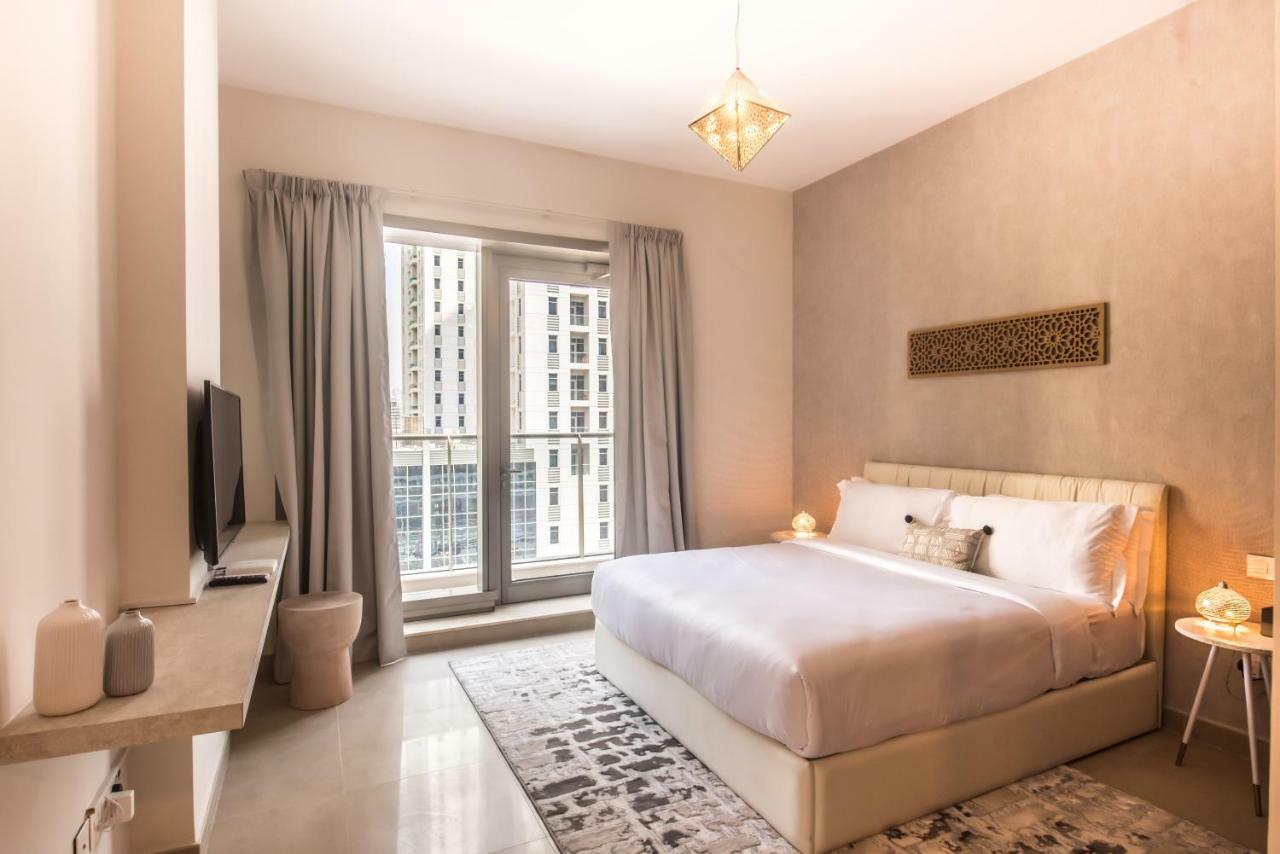 Fantastay Sparkle Tower One Bedroom Suite Marina View Dubai Exterior photo