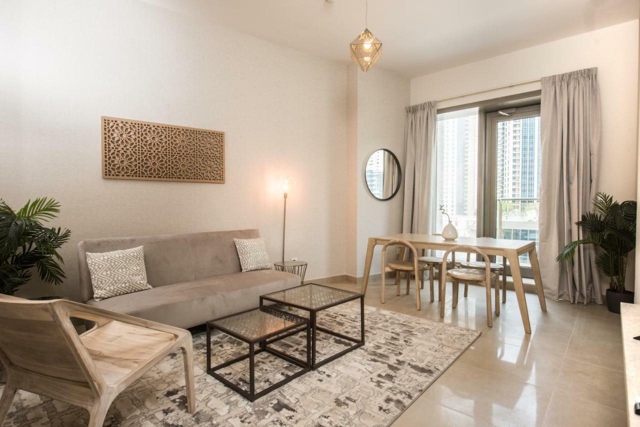 Fantastay Sparkle Tower One Bedroom Suite Marina View Dubai Exterior photo